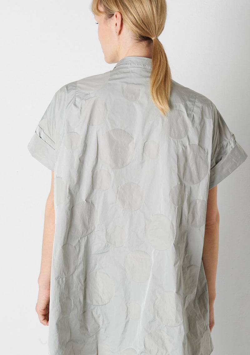Katharina Hovman Short Sleeves heavy Taffetas, DOTS, silver Auslauf