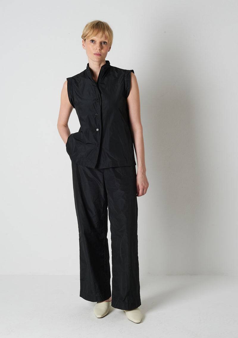Katharina Hovman Sleeveless black Fabrik Onlineshop