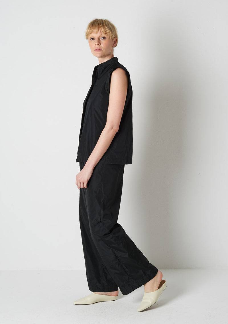 Katharina Hovman Sleeveless black Fabrik Onlineshop