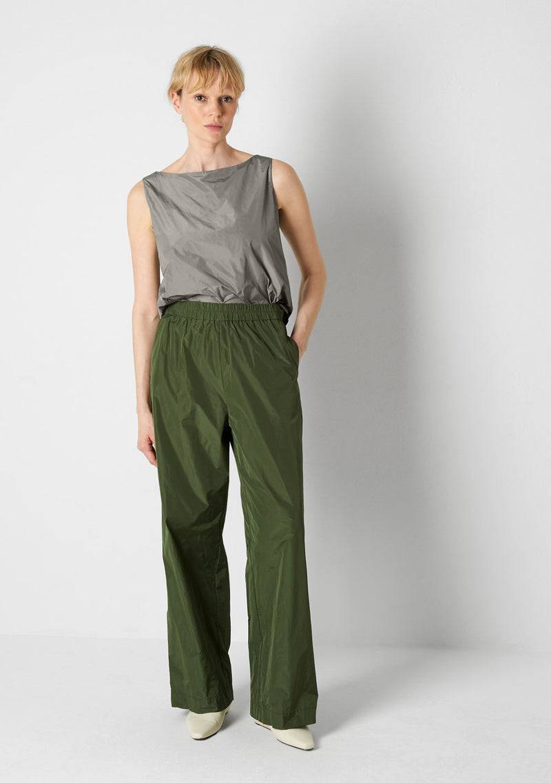 Katharina Hovman Loose Pants green tea Letzte 3 Tage