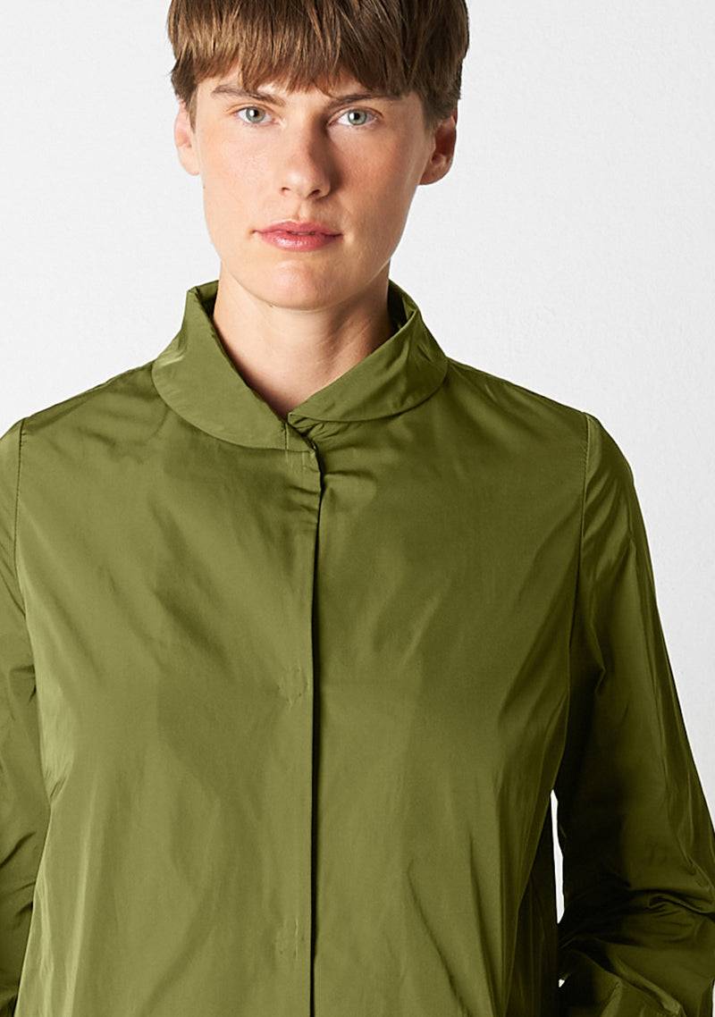 Katharina Hovman Mantel heavy Taffeta, matcha Begrenzt auf 3 Tage