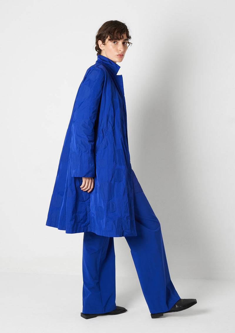 Katharina Hovman Mantel Revers heavy Taffetas, DOTS, tint Fabrik Onlineshop