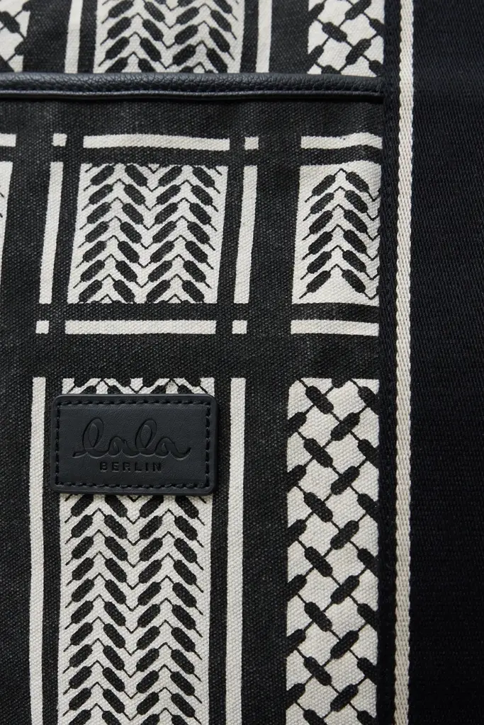 Lala Berlin East West Tote Merge canvas heritage stripe black Outlet
