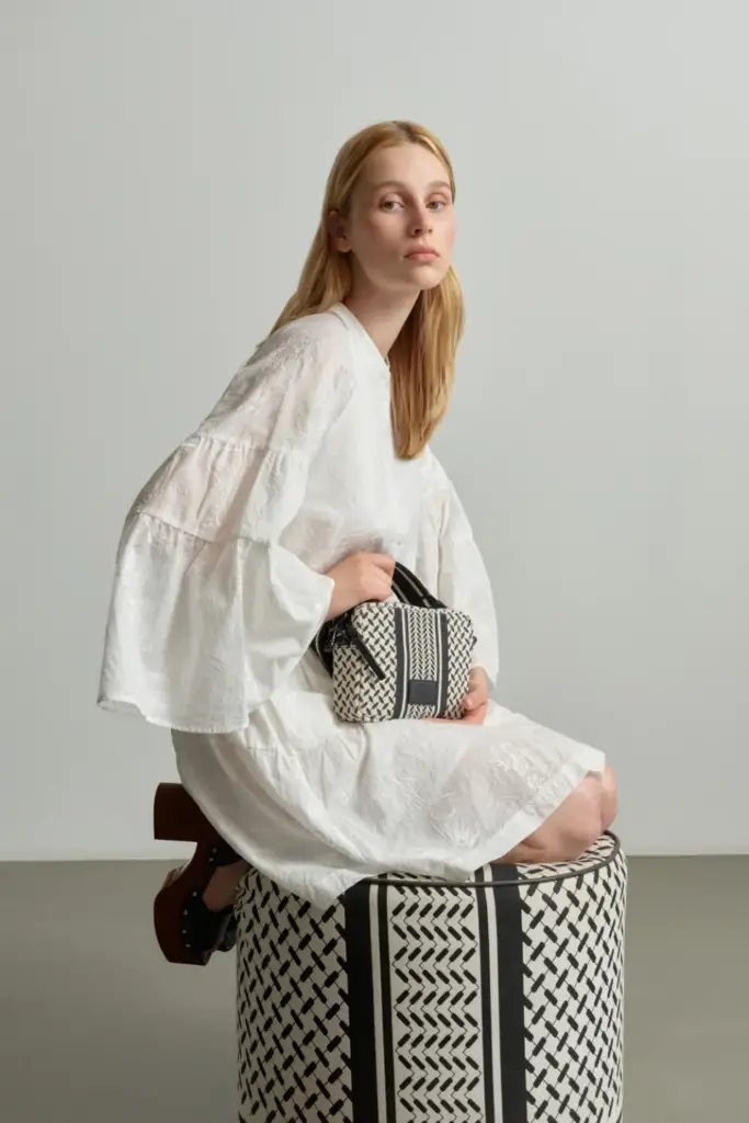 Lala Berlin Crossbody Milly canvas heritage stripe black Günstig kaufen