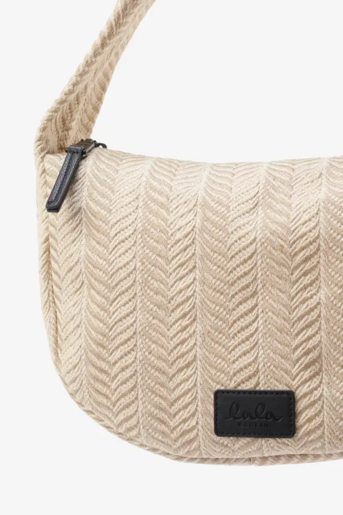 Lala Berlin Handbag Mael canvas chevron cream Saisonschlussverkauf