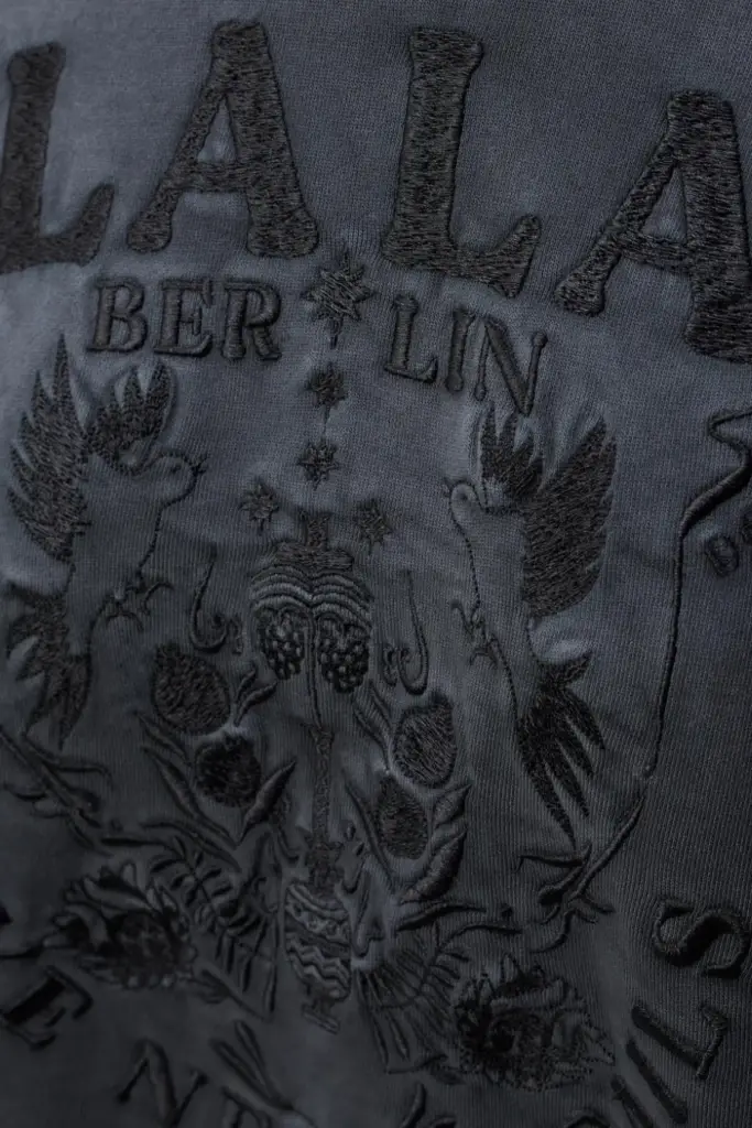 Lala Berlin Sweatshirt Ipali cotton love never fails black Vierteljährliche Förderung