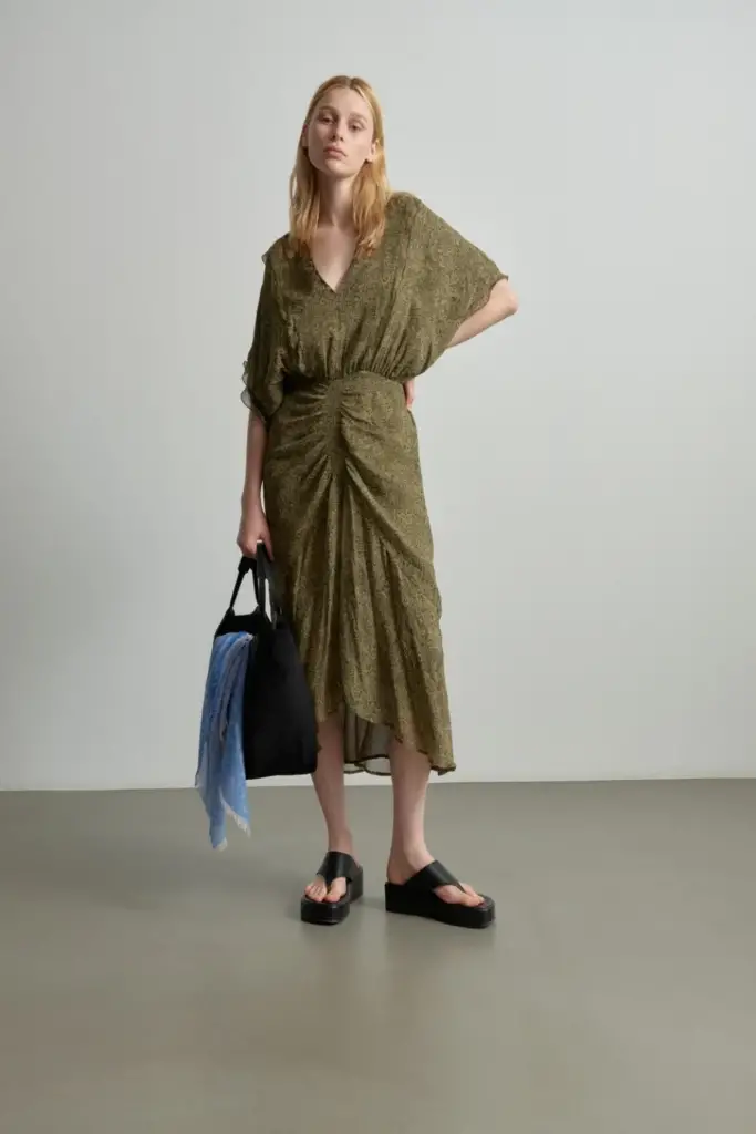 Lala Berlin Dress Dilyana viscose maze garden Super Rabatt