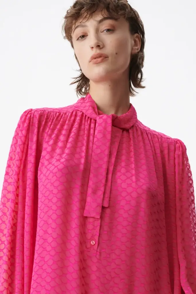 Lala Berlin Dress Day viscose/silk blend polka dot dragonfruit 2025