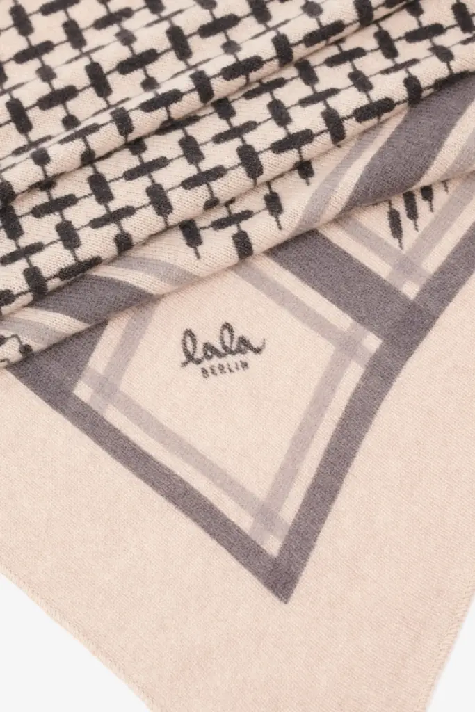 Lala Berlin Triangle Trinity Classic M cashmere dune beige Kauf eins, bekomm eins gratis