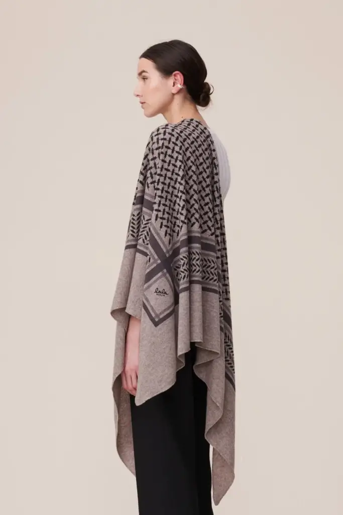 Lala Berlin Triangle Trinity Classic L cashmere light brown Fabrikverkauf