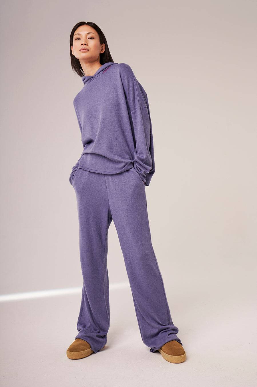 Liv Bergen Hose Knit in purple ash Vierteljährliche Förderung