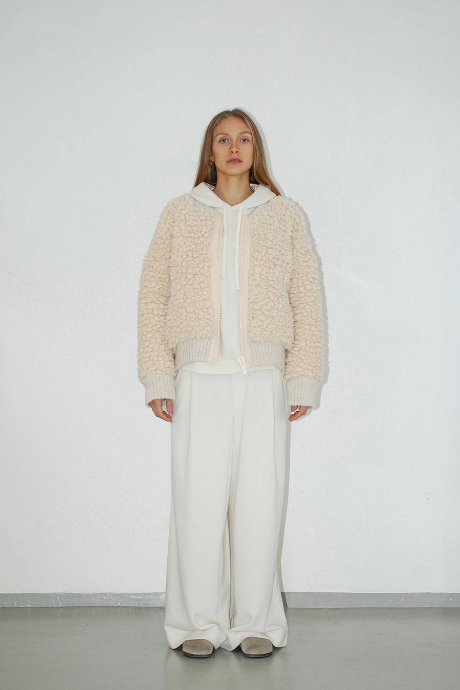 Liv Bergen Weite Hose in offwhite Speichern exportieren