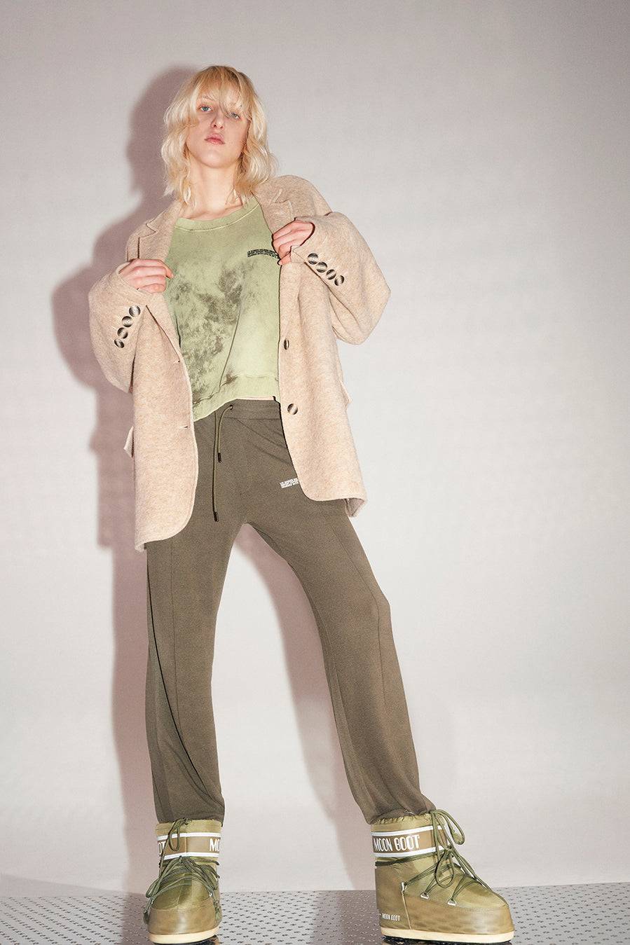 Liv Bergen Oversized Jacke "THAT DON'T IMPRESS ME MUCH" in sand JETZT KAUFEN