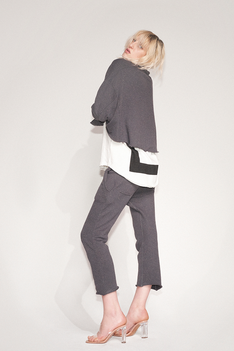 Liv Bergen Jacke cropped in asphalt Nur noch ein Tag übrig