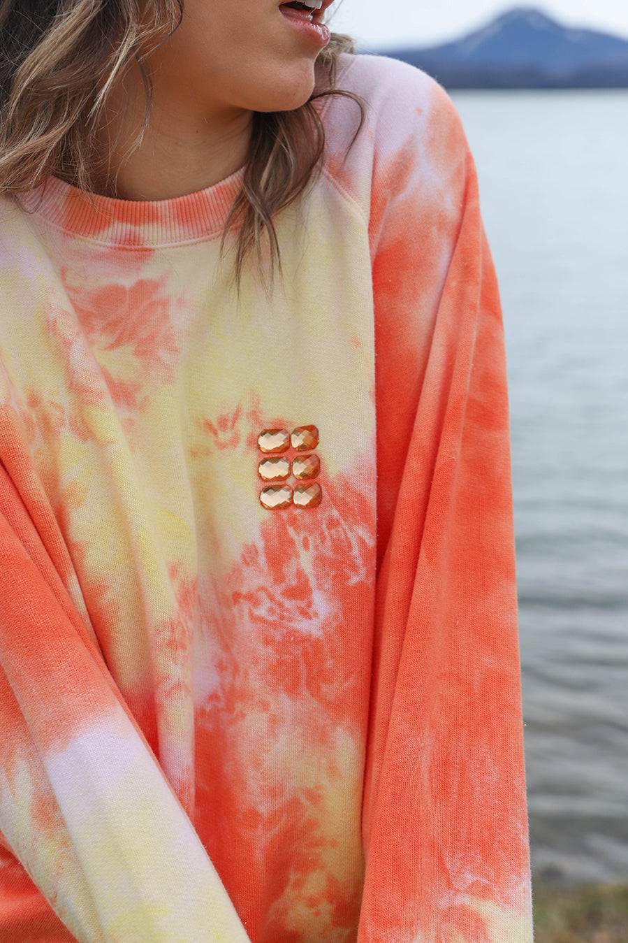 Liv Bergen Sweater Clouds in orange Verkauf