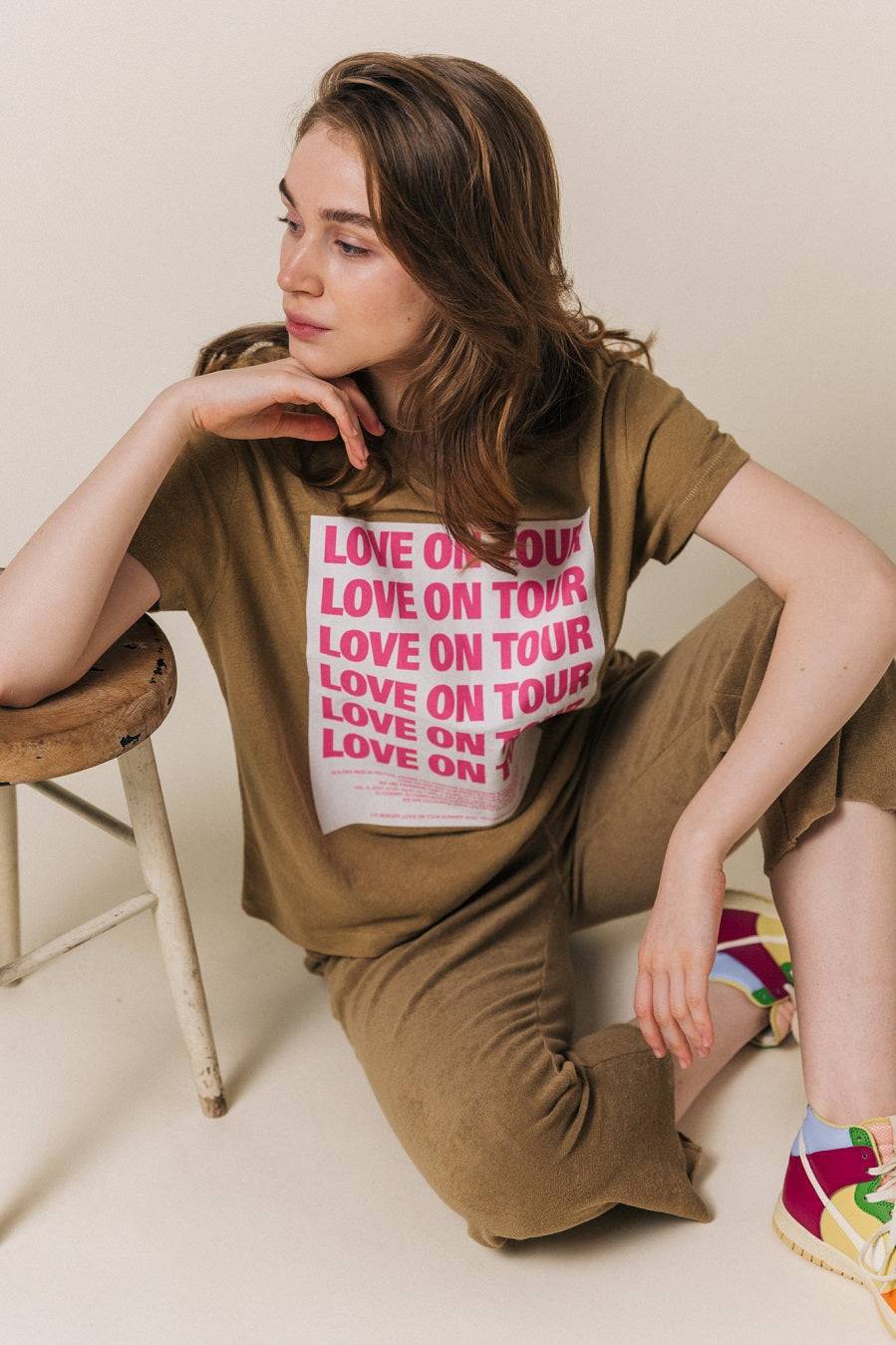 Liv Bergen T-Shirt LOVE ON TOUR in hazelnut Riesige Rabatte