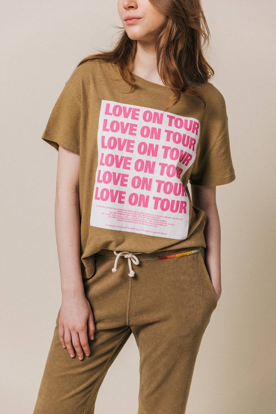 Liv Bergen T-Shirt LOVE ON TOUR in hazelnut Riesige Rabatte