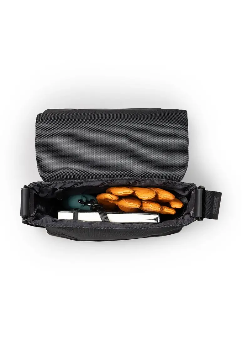 Lloyd Messenger Bag Art. C24-12000-RA Discount Store für neue Produkte