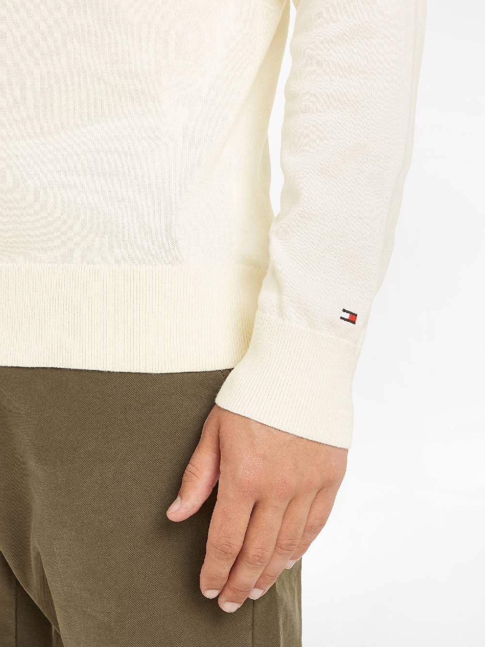 Tommy Hilfiger Colorblock Graphic Pullover 2025