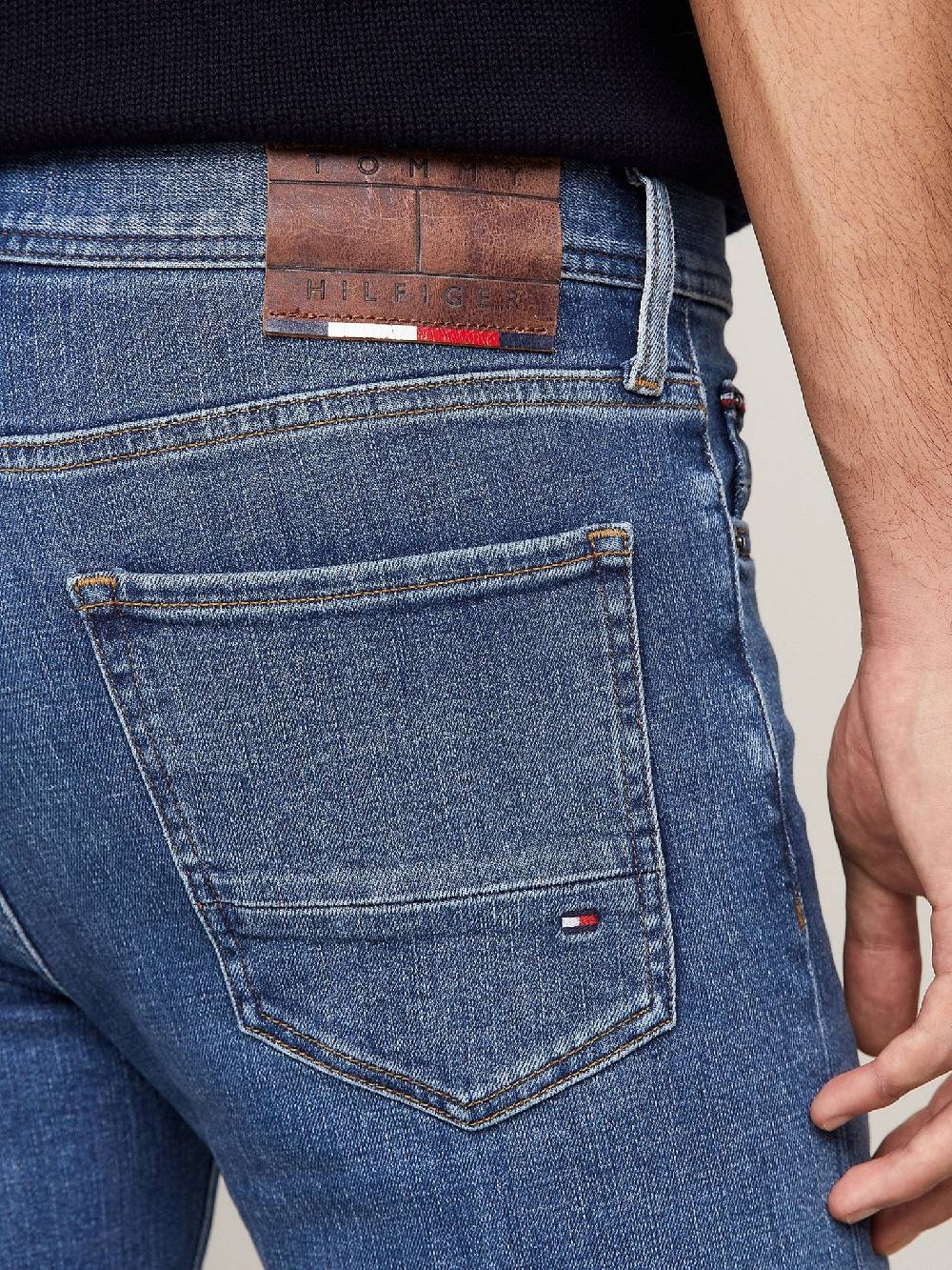 Tommy Hilfiger Jeans Fabrik Onlineshop