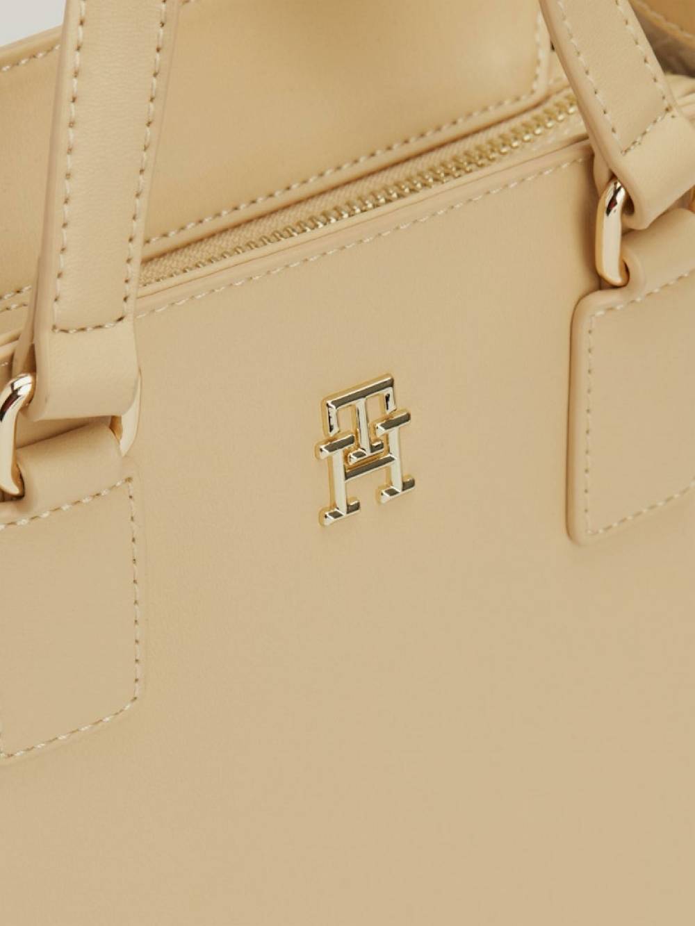 Tommy Hilfiger Handtasche im Angebot