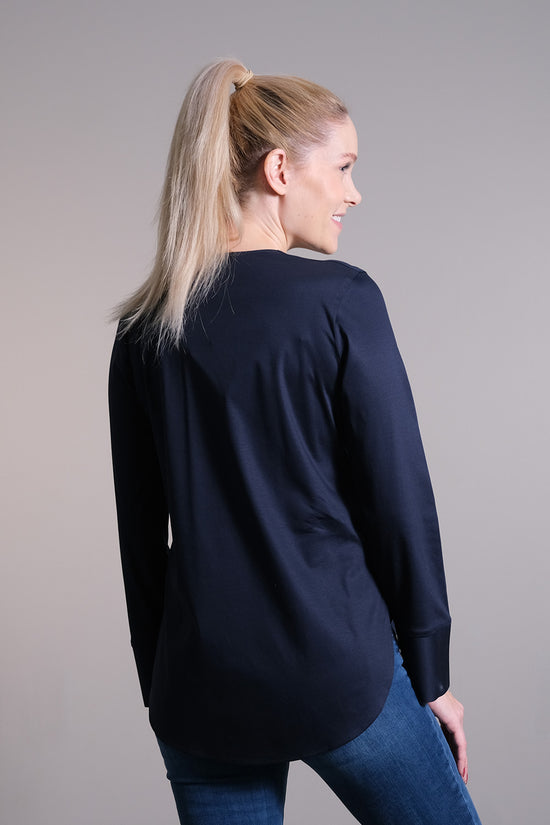 Soluzione Jerseyshirt mit überkreuztem V-Ausschnitt und Langarm Kostenloser Versand international