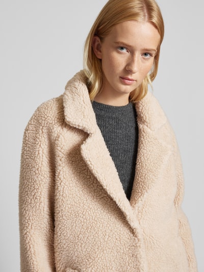 Peek & Cloppenburg OnlyRegular Fit Teddymantel mit verdecktem Druckknopfverschluss Modell 'NEWAURELIA' in sand Riesige Rabatte
