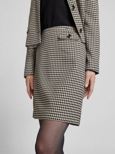Peek & Cloppenburg Christian Berg Woman SelectionKnielanger Rock mit Ziertaschen in black Speichern exportieren