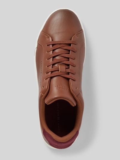 Peek & Cloppenburg Tommy HilfigerSneaker aus Leder mit Label-Detail in cognac Verkauf
