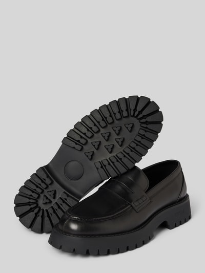 Peek & Cloppenburg GuessLederloafers mit Blockabsatz Modell 'GORIZIA' in black Großer Ausverkauf