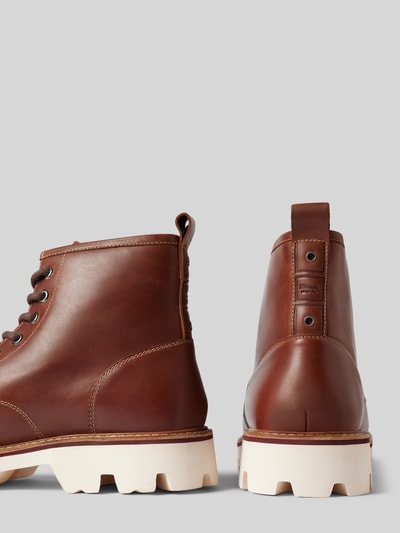 Peek & Cloppenburg Blauer USASchnürboots aus Leder mit Label-Detail Modell 'RUSK03' in cognac Lagerräumung