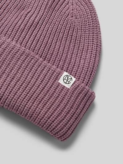 Peek & Cloppenburg MSCH CopenhagenBeanie mit Logo-Patch Modell 'Galline Rachelle' in mauve Räumungsverkauf