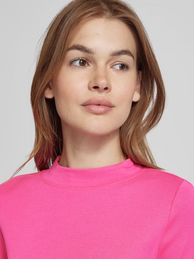 Peek & Cloppenburg Christian Berg WomanLongsleeve mit Turtleneck in pink im Angebot