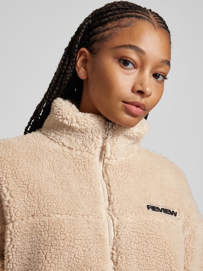Peek & Cloppenburg ReviewSherpa Jacket mit Label-Patch in ecru Schlussverkauf
