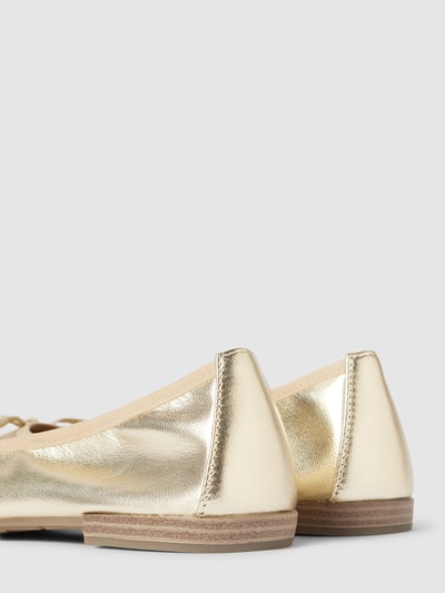 Peek & Cloppenburg Marco TozziLederballerinas in metallic in gold Räumungsverkauf