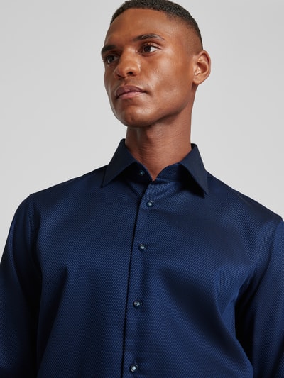 Peek & Cloppenburg Christian Berg MenRegular Fit Business-Hemd mit Kentkragen in marine Tiefpreis