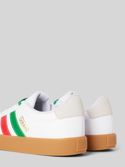 Peek & Cloppenburg ADIDAS SPORTSWEARSneaker mit Kontraststreifen in weiss Fabrikladen