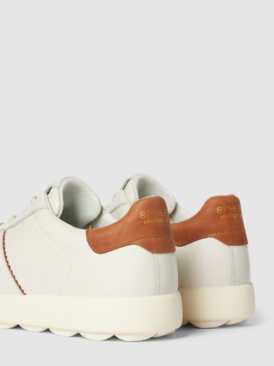 Peek & Cloppenburg GeoxDerby-Schuhe mit flachem Absatz in weiss Im Verkauf