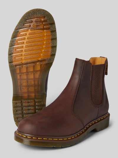 Peek & Cloppenburg Dr. MartensChelsea Boots aus Leder mit Ziernaht in mittelbraun Neuheiten