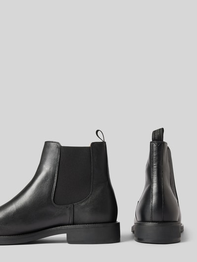 Peek & Cloppenburg SELECTED HOMMEChelsea Boots mit elastischen Einsätzen Modell 'JOSEPH' in black Nur noch ein Tag übrig