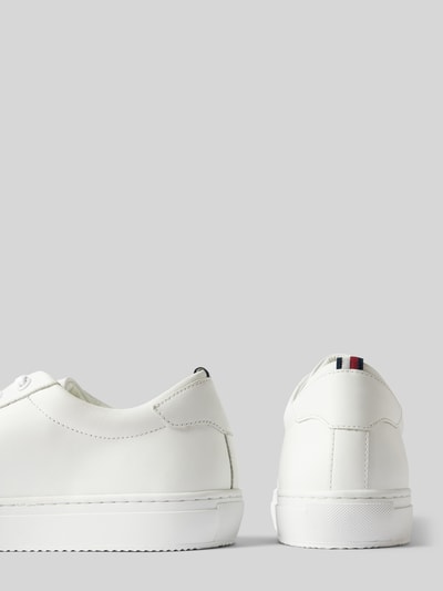 Peek & Cloppenburg Tommy HilfigerSneaker aus Leder mit Label-Detail in weiss Black Friday Preise