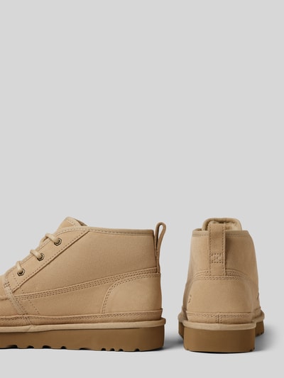 Peek & Cloppenburg UGGSchnürboots aus Leder mit Label-Schriftzug Modell 'NEUMEL' in beige Fabrikpreis